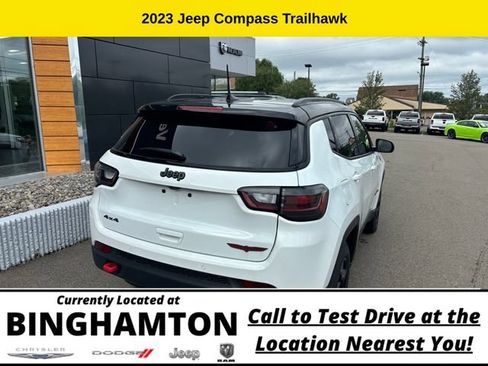 Used 2023 Jeep Compass Trailhawk w/ Trailhawk Elite Group AWD/4WD image 8