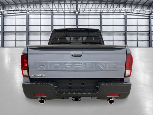 New 2026 Honda Ridgeline Black Edition image 4