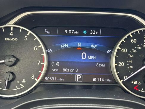 Used 2017 Nissan Maxima Platinum image 21