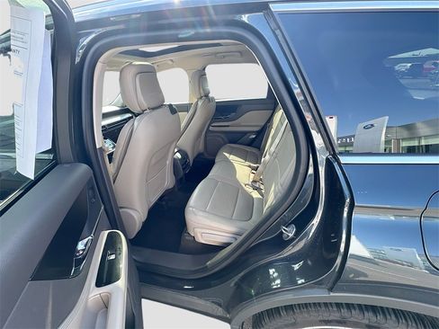 Used 2020 Lincoln Corsair Reserve w/ Elements Package image 20