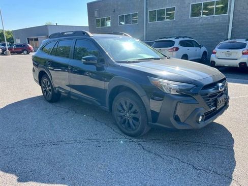 Used 2025 Subaru Outback Onyx Edition XT w/ Tech Package 3 AWD/4WD image 1