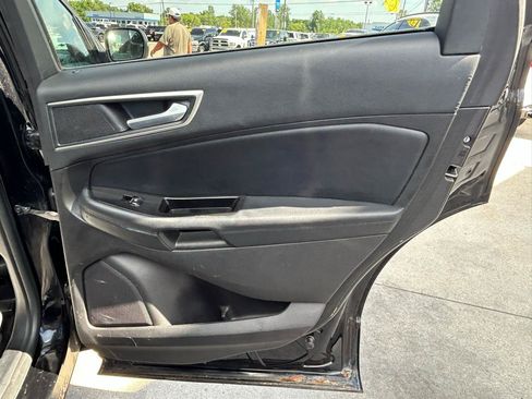 Used 2017 Ford Edge SEL w/ Equipment Group 201A AWD/4WD image 15