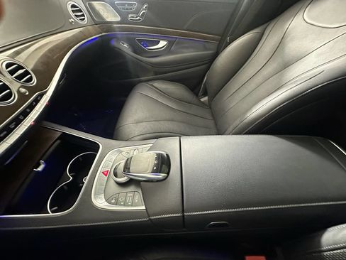 Used 2016 Mercedes-Benz S 550 4MATIC Sedan image 43