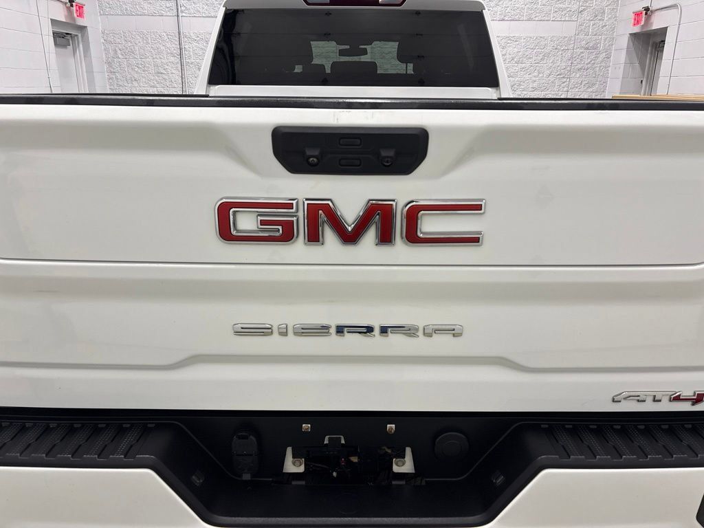 Used 2023 GMC Sierra 2500 AT4 w/ Snow Plow Prep/Camper Package AWD/4WD image 5