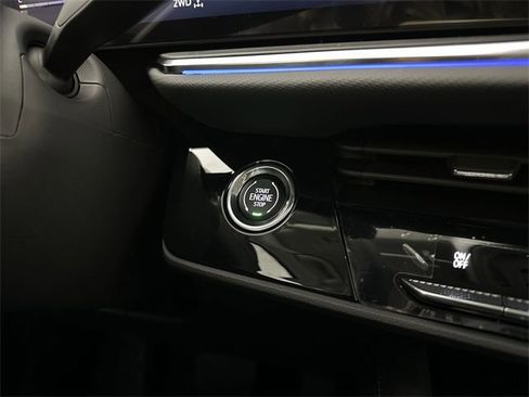 New 2025 Buick Envision Preferred image 17