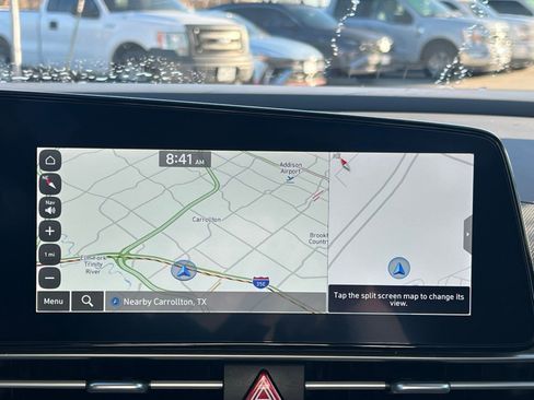 Certified 2025 Hyundai Elantra SEL image 31