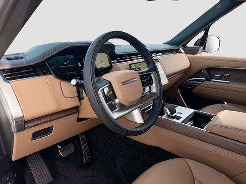 New 2026 Land Rover Range Rover SE image 27