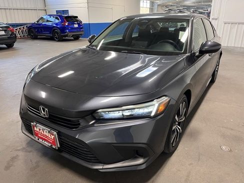 Used 2023 Honda Civic EX image 7