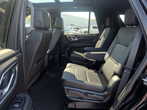 Certified 2022 Chevrolet Tahoe LT w/ LT Signature Package AWD/4WD image 11