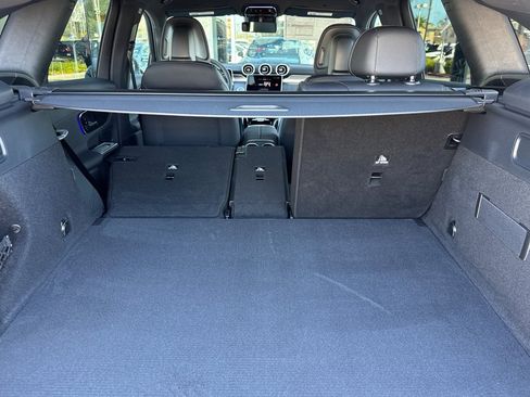 New 2026 Mercedes-Benz GLC 300 image 36