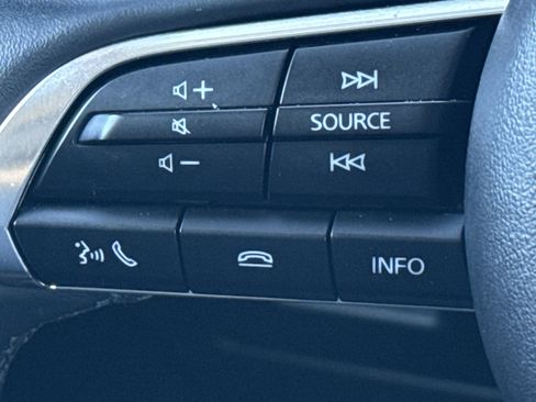 Used 2025 MAZDA MAZDA3 s image 19