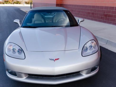 Used 2007 Chevrolet Corvette Convertible w/ Preferred Equipment Group image 5
