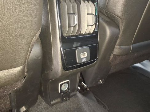 Used 2025 Jeep Compass Limited AWD/4WD image 15