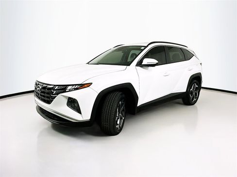 Used 2023 Hyundai Tucson SEL w/ Convenience Package image 2