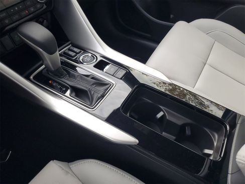 New 2026 Mitsubishi Eclipse Cross SEL image 19