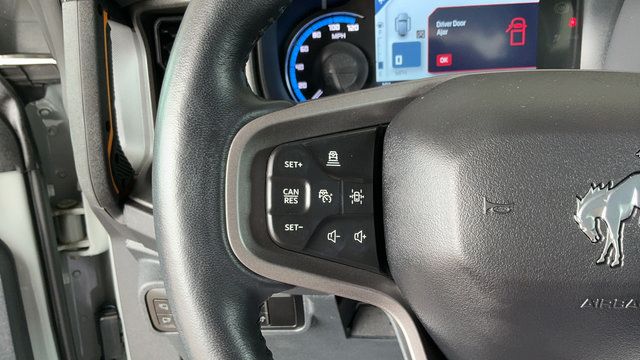 Used 2024 Ford Bronco Badlands AWD/4WD image 12