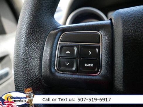 Used 2019 Dodge Journey SE image 23