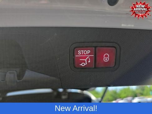 Used 2019 Mercedes-Benz GLC 300 4MATIC image 22