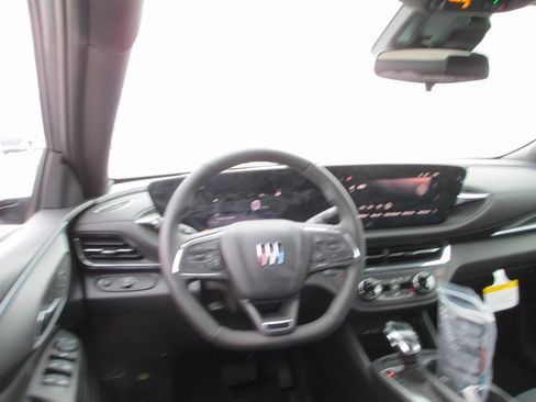 New 2026 Buick Envista Preferred w/ Convenience I Package image 12