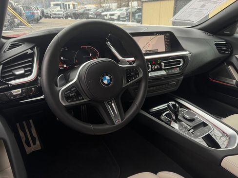 Used 2024 BMW Z4 sDrive30i w/ Premium Package image 48