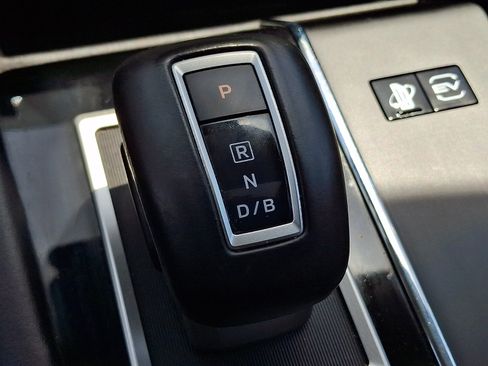 Used 2025 Mitsubishi Outlander SE AWD/4WD image 15