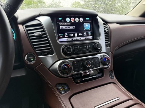 Used 2017 Chevrolet Tahoe Premier AWD/4WD image 19