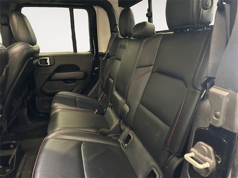 Used 2021 Jeep Gladiator Rubicon image 13