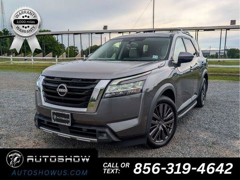 Used 2022 Nissan Pathfinder SL w/ SL Premium Package AWD/4WD image 1