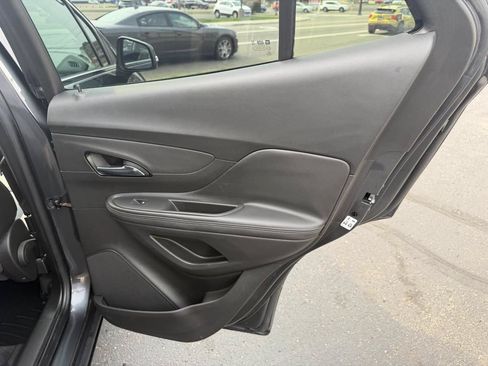Used 2018 Buick Encore Essence AWD/4WD image 17