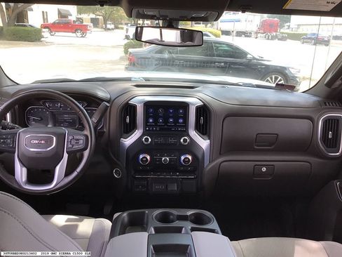 Used 2019 GMC Sierra 1500 SLE w/ SLE Value Package RWD image 12