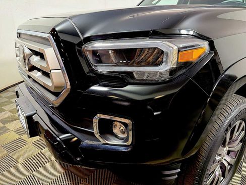 Used 2023 Toyota Tacoma Limited image 27