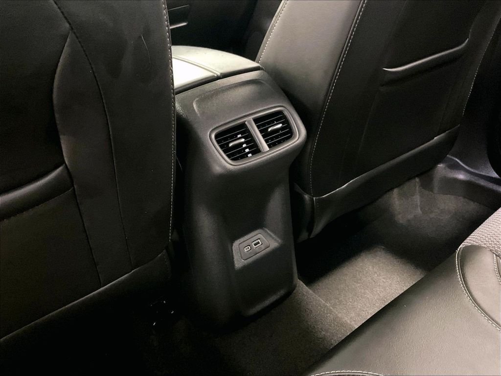 Used 2023 Buick Envision Preferred AWD/4WD image 28