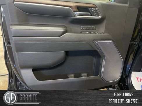 Used 2024 Chevrolet Silverado 1500 High Country image 10