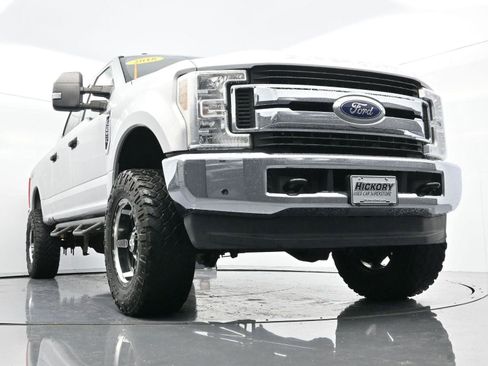 Used 2018 Ford F250 XLT AWD/4WD image 45