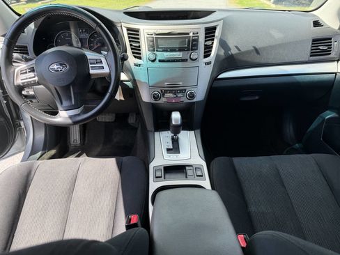 Used 2013 Subaru Legacy 2.5i Premium w/ All-Weather Pkg AWD/4WD image 10