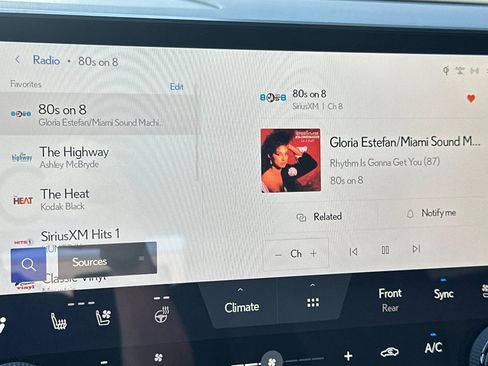 Certified 2025 Lexus RX 350h w/ Convenience Package image 24