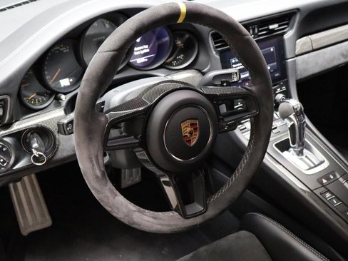 Certified 2018 Porsche 911 GT2 RS RWD image 25