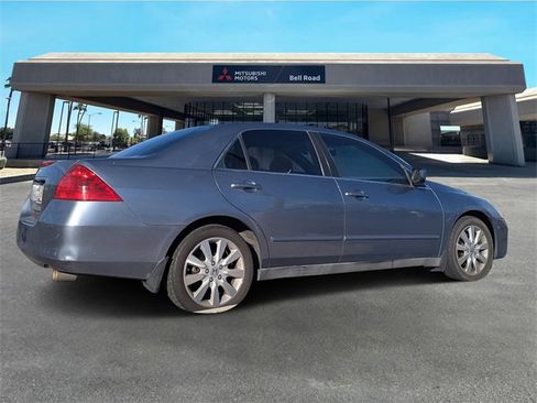 Used 2007 Honda Accord SE image 4