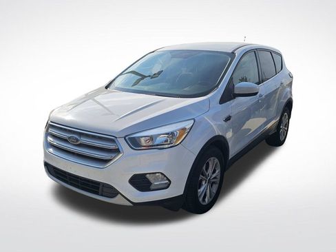 Used 2017 Ford Escape SE FWD image 10