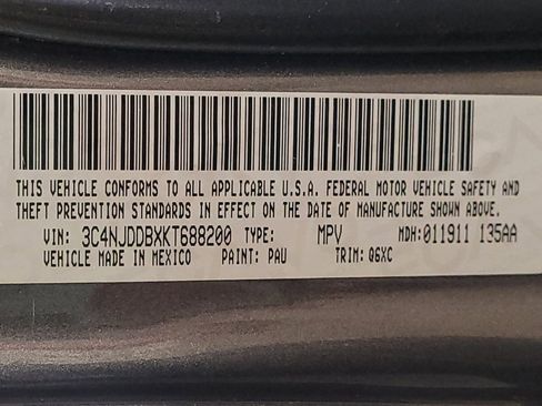 Used 2019 Jeep Compass Trailhawk AWD/4WD image 33