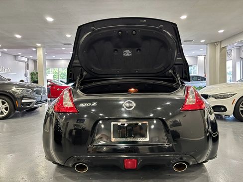 Used 2019 Nissan 370Z Touring RWD image 30