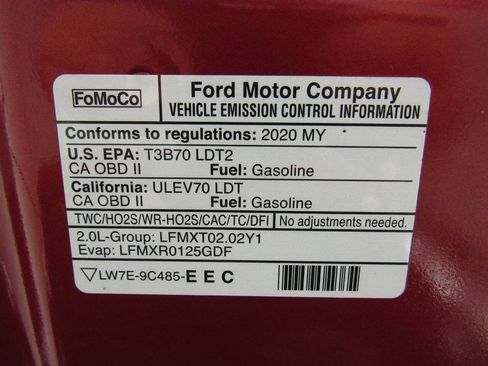 Used 2020 Ford Escape Titanium AWD/4WD image 25