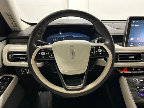 Used 2020 Lincoln Aviator Black Label w/ Dynamic Handling Package image 12