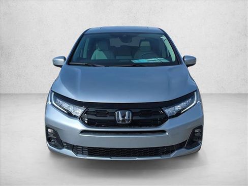 New 2026 Honda Odyssey Touring image 2