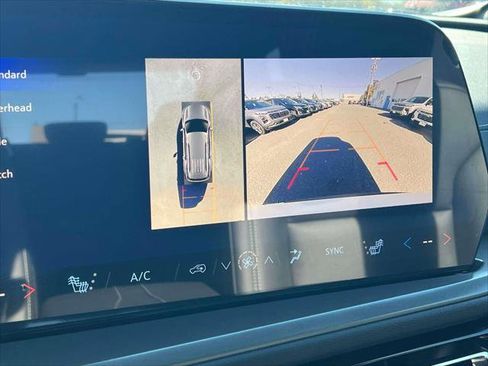 New 2026 Chevrolet Traverse LT w/ Driver Confidence Package image 17