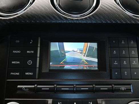 Used 2017 Ford Mustang Coupe image 18