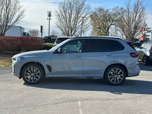 Certified 2025 BMW X5 M60i image 4