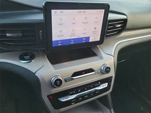 Certified 2023 Ford Explorer XLT image 8