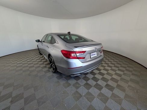 Used 2022 Honda Accord Sport image 9