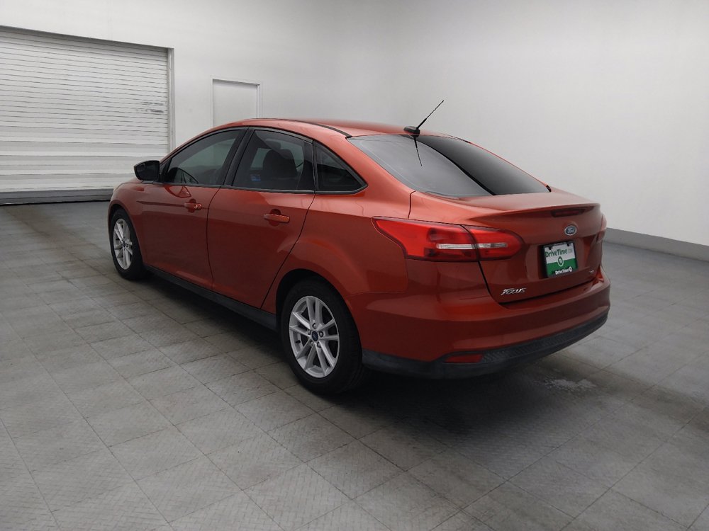 Used 2018 Ford Focus SE FWD image 3